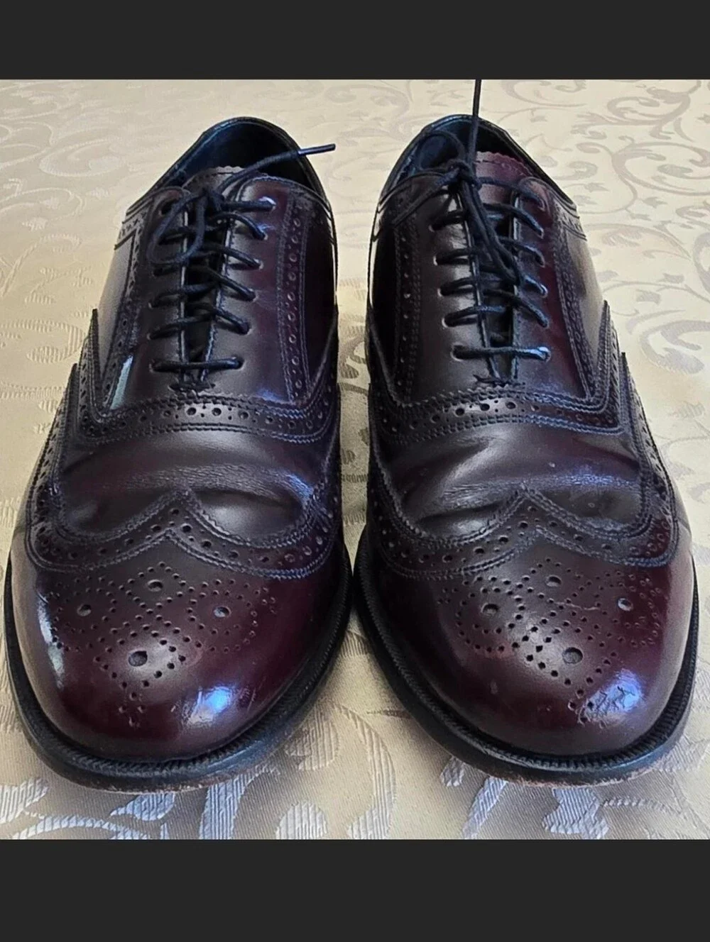 Men’s Vintage Florsheim Leather Lexington Wingtip Oxfords
